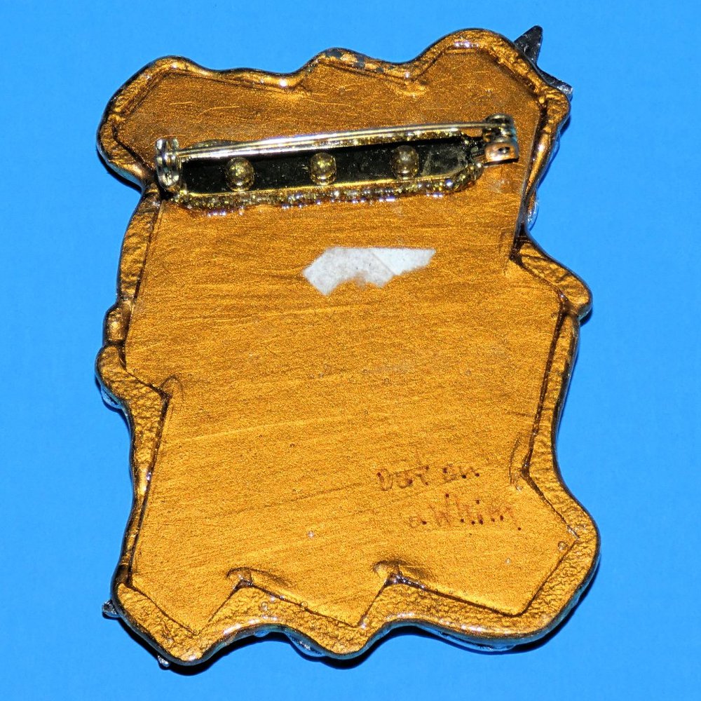 Vintage Signed 'Out on a Whim' Brooch Pin Zimbabwe Saying Walk Talk Dance Sing - Picture 4 of 5